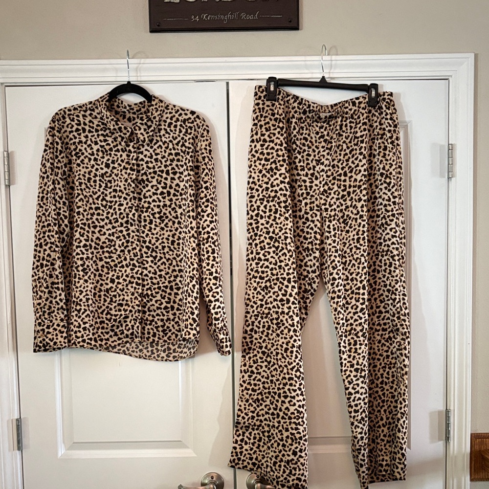Leopard Print Co-Ord Set - Picture 1 of 10